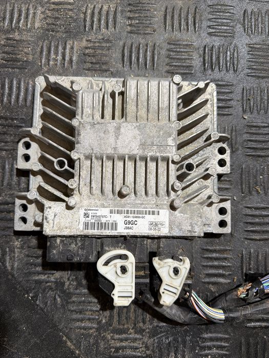 Calculator motor ECU Ford Mondeo MK4 2.0 TDCI QXBA an 2009 cod 8G91-12A650-GC