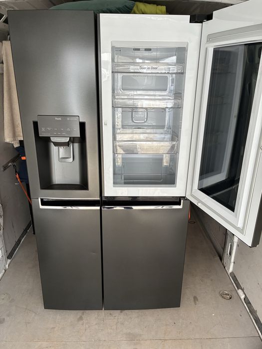 Frigider Lg side by side