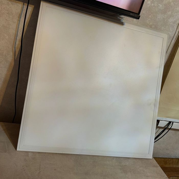 LED лампа,панель,призма все по 2000