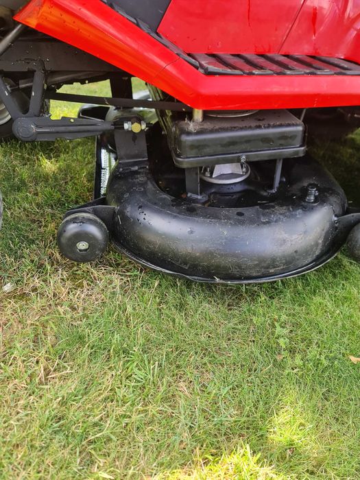 Tractoras de tuns gazon