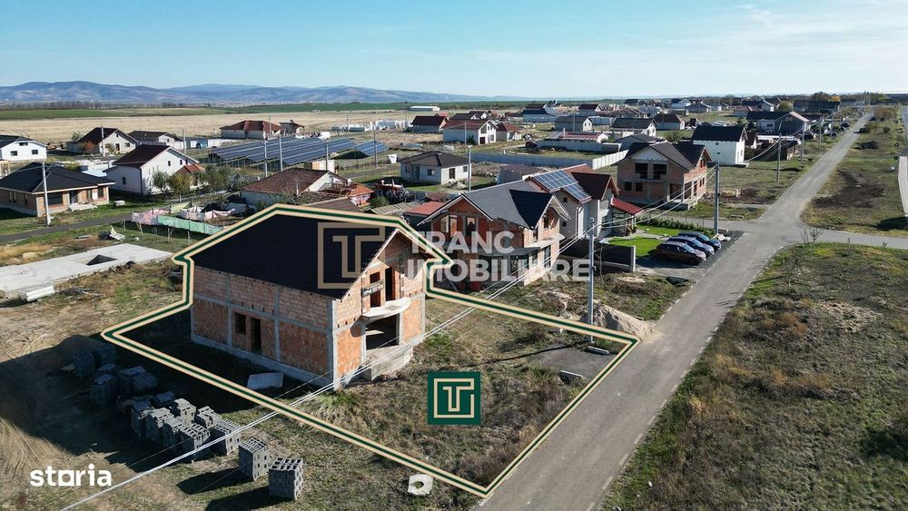 Casă la roșu cu 5 camere în Aluniș, județul Arad – ideală pentru o fam