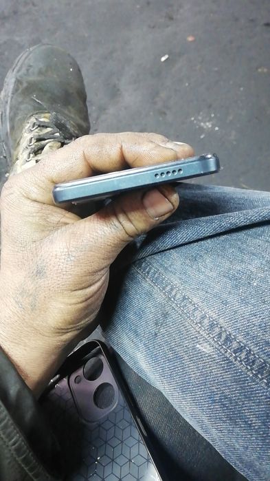 Виво Y03  64 гига