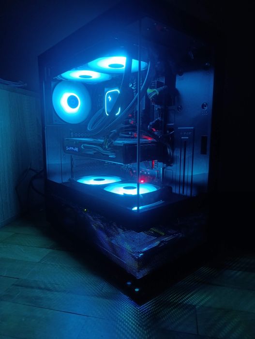 Геймърски компютър, Ryzen 7 2700x, 16 Gb/RX 580 8GB
