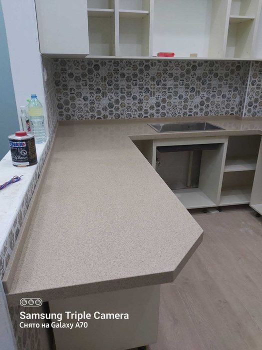 Столешницы из искусственного камня каменные изделия