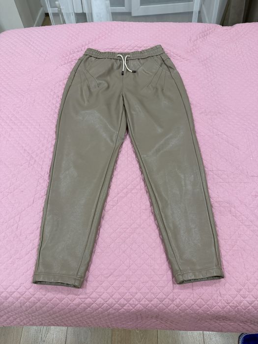 Продам к о ж а н н ы е брюки