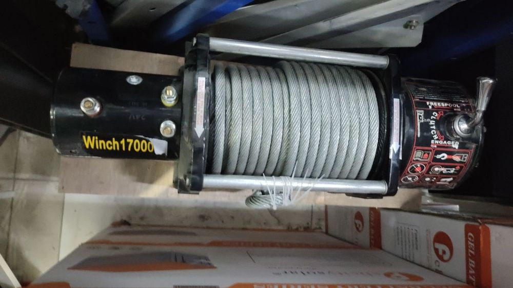 Продается лебедка 24 v