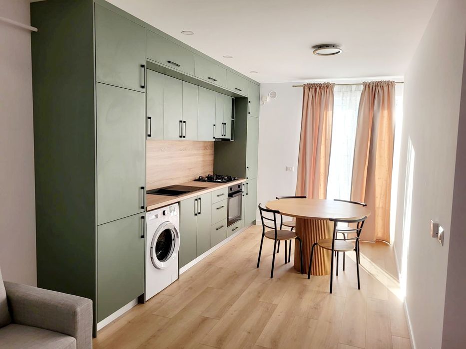 Apartament de inchiriat (toate utilitatile incluse)