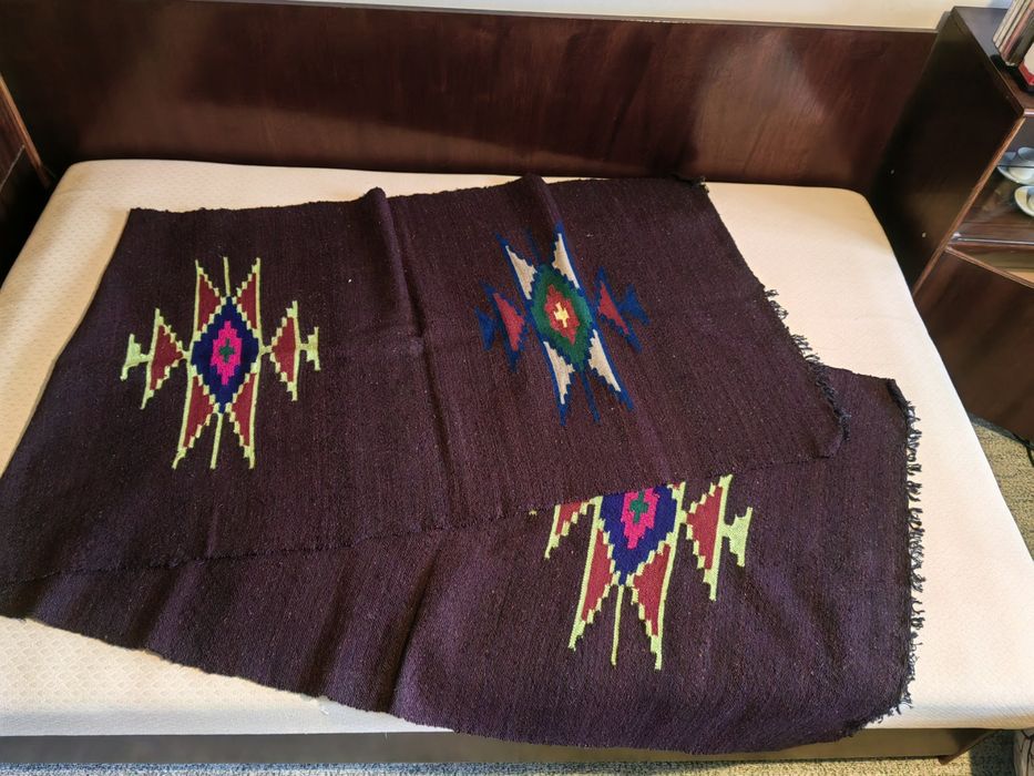 Бабини черги.покривало за легло.