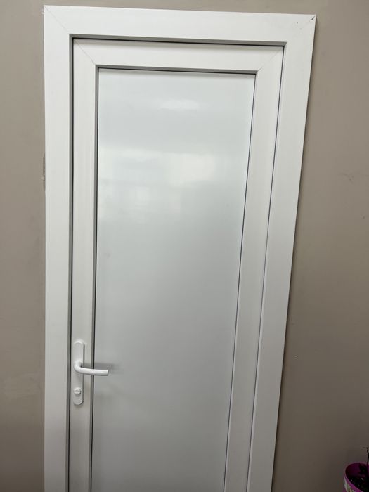 Pvc врата за баня с панел водоустойчива налични