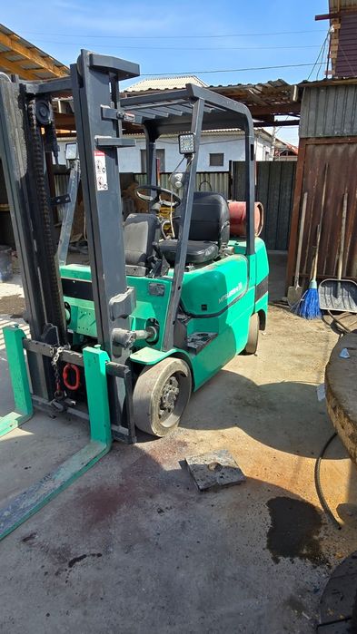 Вилочный погрузчик 3т. "