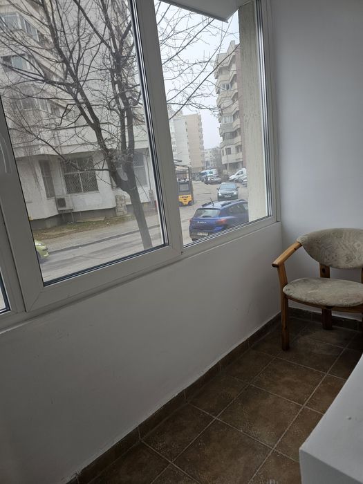 Închiriez apartament două camere