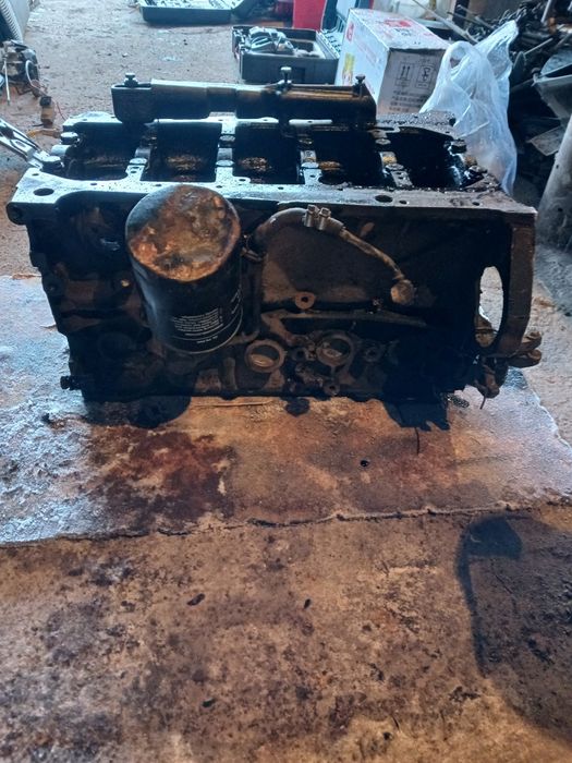 Блок двигателя Ауди С4 объем 2 5 дизель