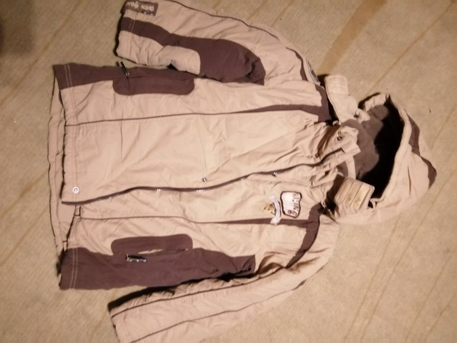 Продам одежду детскую