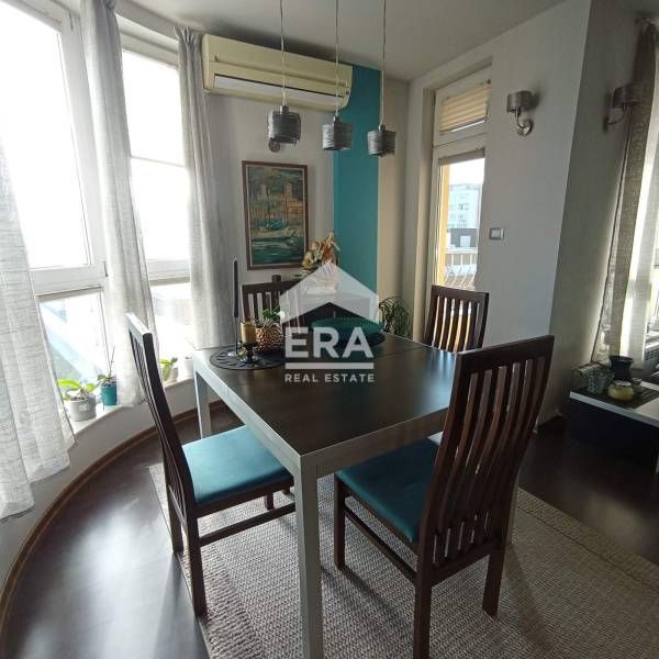 Продава се Четиристаен апартамент в София, Люлин 8 - 141 кв.м за 2199 €/кв.м - Снимка #2