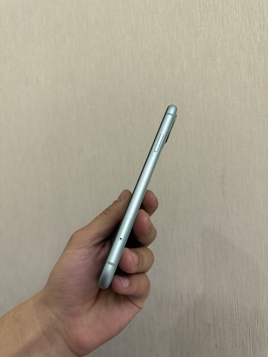 Айфон 11 с каробкой