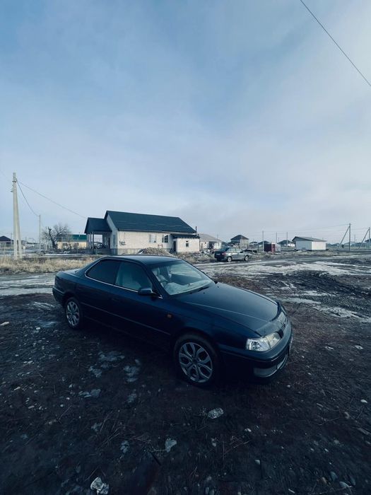 Продам тайоту виста