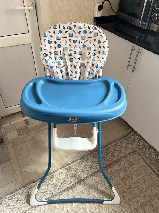 Детски стол для кормления