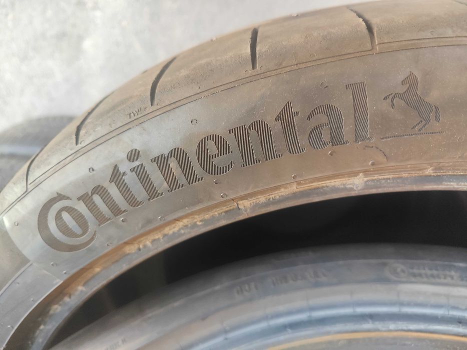 2бр.летни гуми 285/35/23 Continental