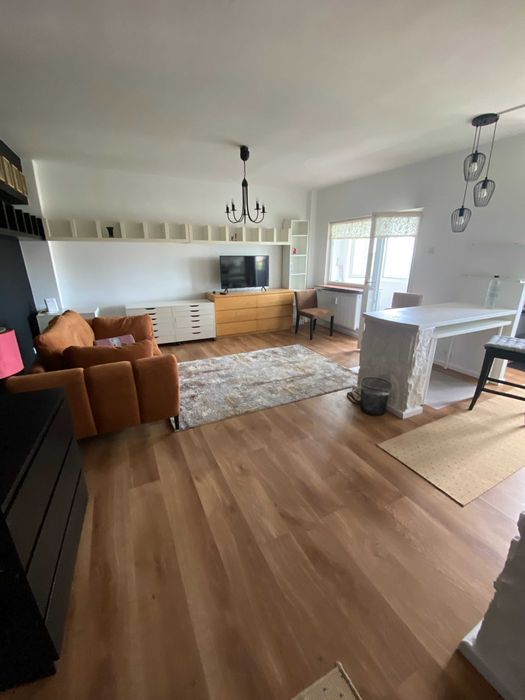 Apartament de inchiriat