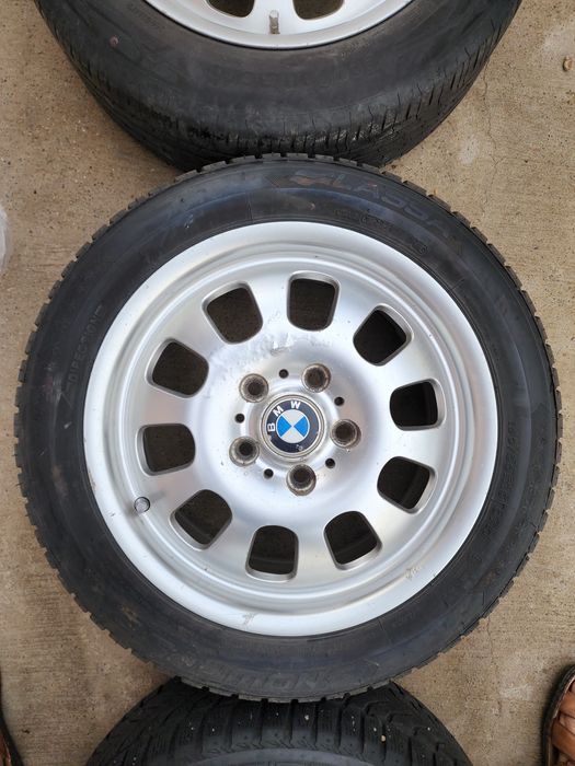 Vând jante BMW din aliaj pe 16