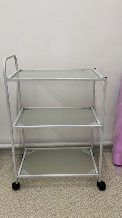 Стекляный помощник косметолога, бьюти мастера.