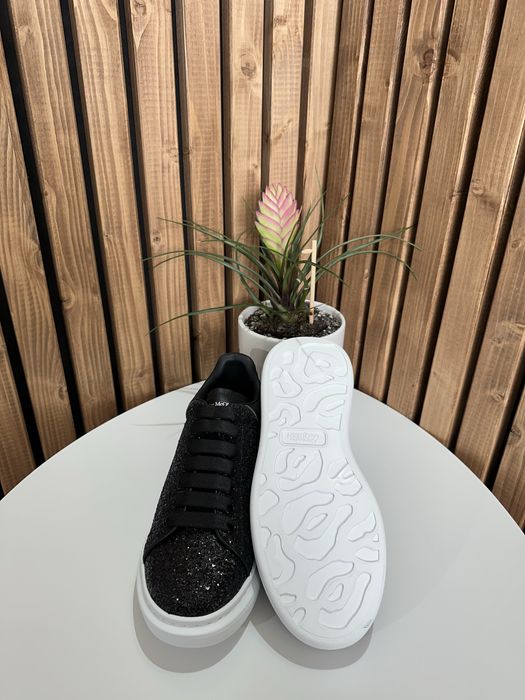 Alexander McQueen Mq Embellished/Glitter (size 40)