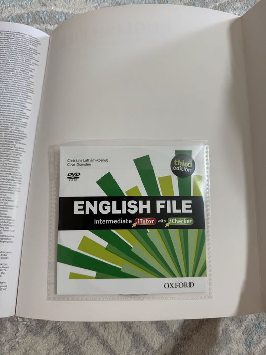 Учебник English file