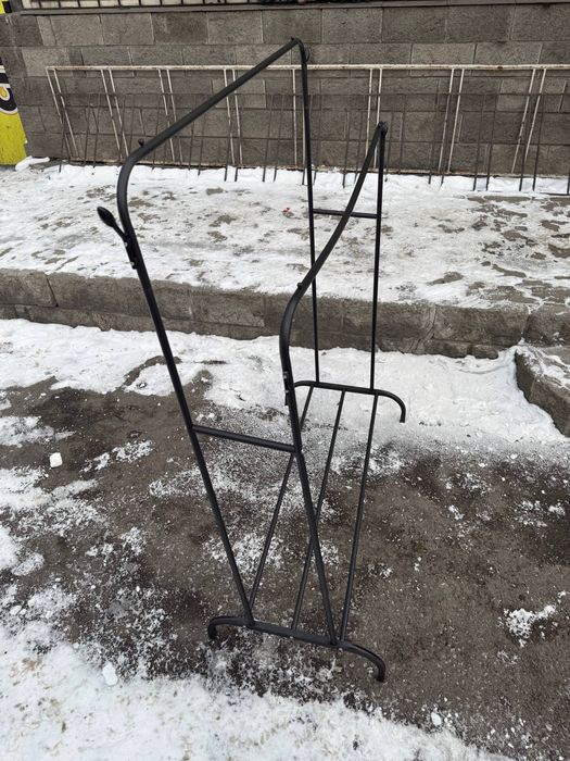 стойка для одежды