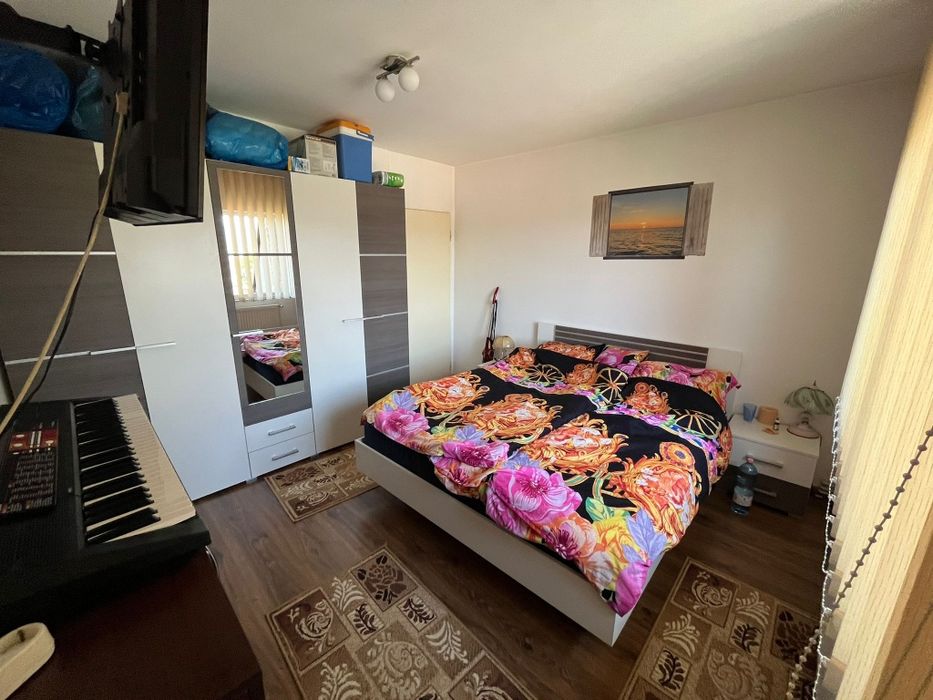 Vand apartament 2 camere