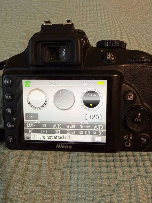 Nikkon D3400 + Nikkor 18-55 Китов обектив