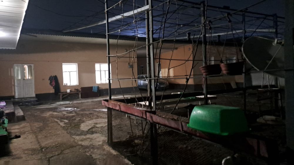 Дом продаётся 12 соток