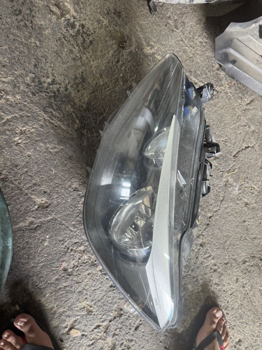 Ляв фар бмв ф20 1
