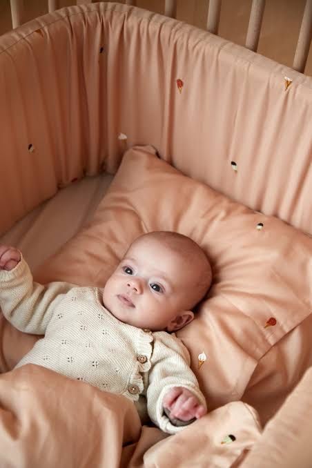 Saltea de infasat+Protectie patut Filibabba