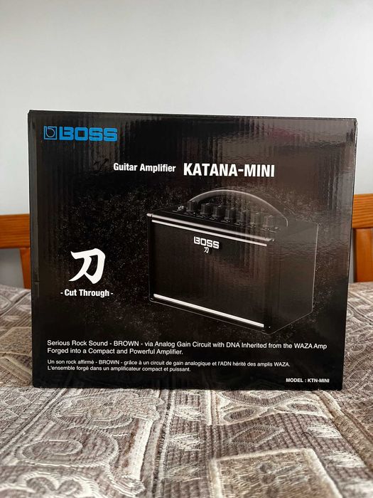 Boss Katana-Mini – Пълен комплект с кутия (Използван веднъж!)