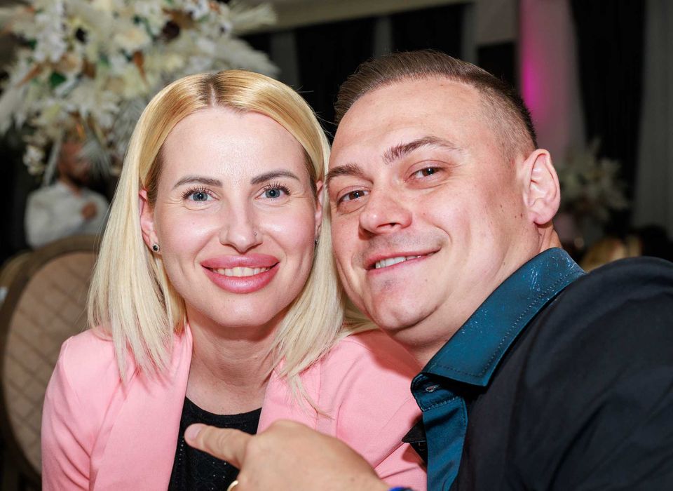Fotograf Profesionist București | Evenimente & Ședințe Foto (Livrare Rapidă)