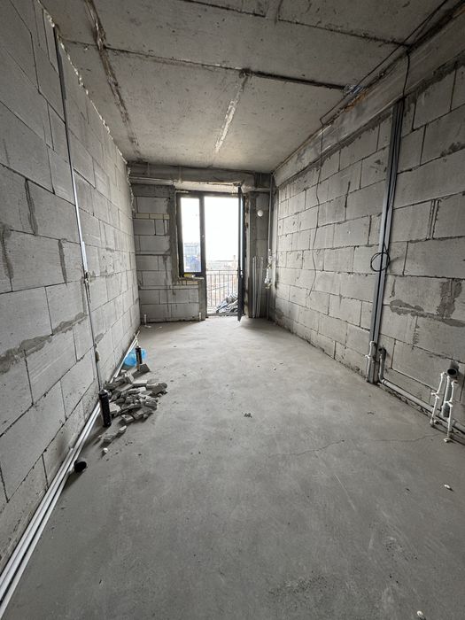 Gorgazda 1 xonalik karobka uy sotiladi