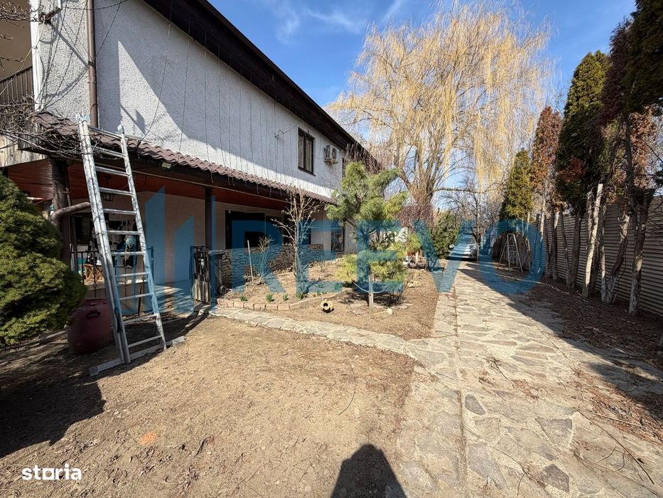 Casă/Vilă de vânzare în comuna Târgu Trotuș, județul Bacău.