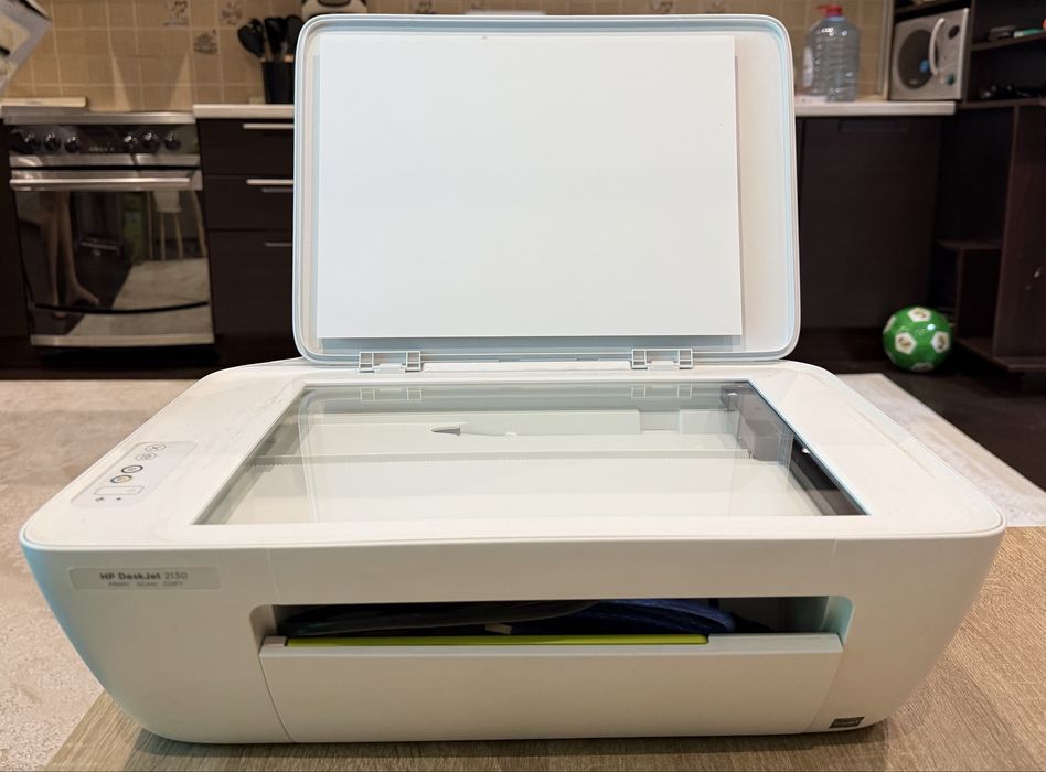 Принтер HP DeskJet 2320