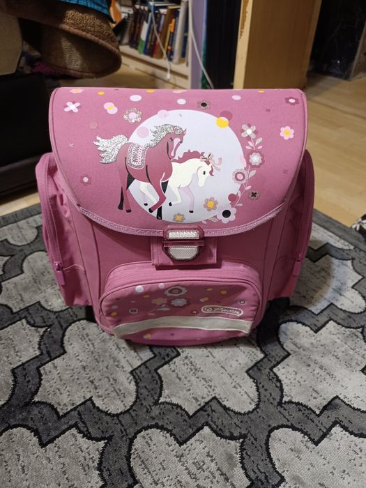 Портфель школьный