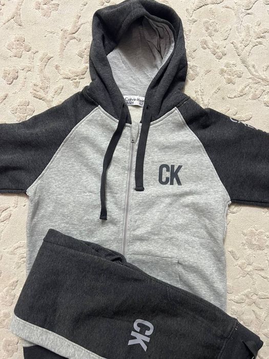 Спортивный костюм