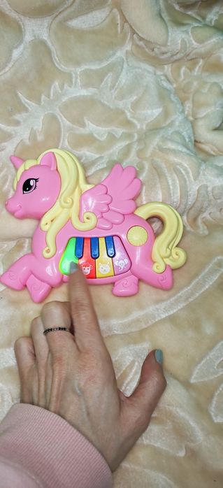 Jucărie muzicala unicorn