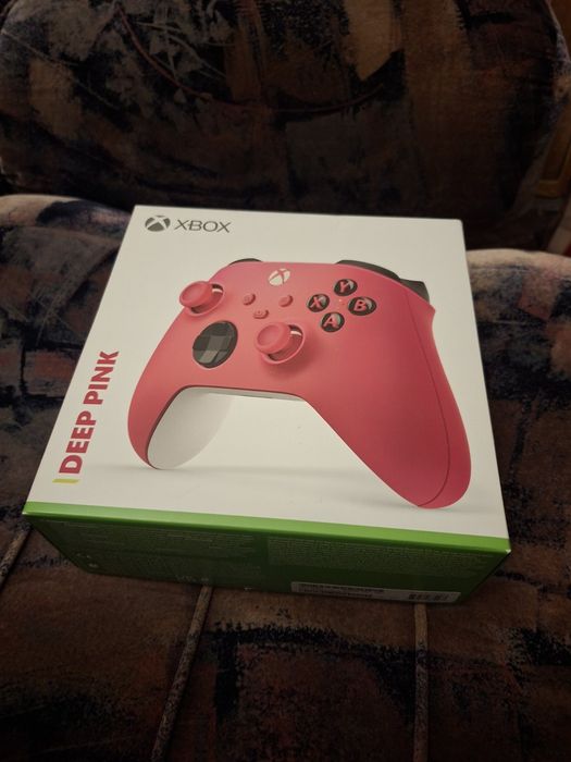 Xbox Wireless Controller - Deep Pink