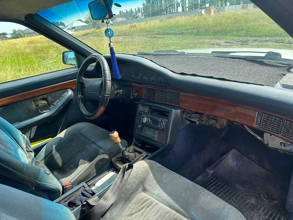 Продаю  Ауди 100