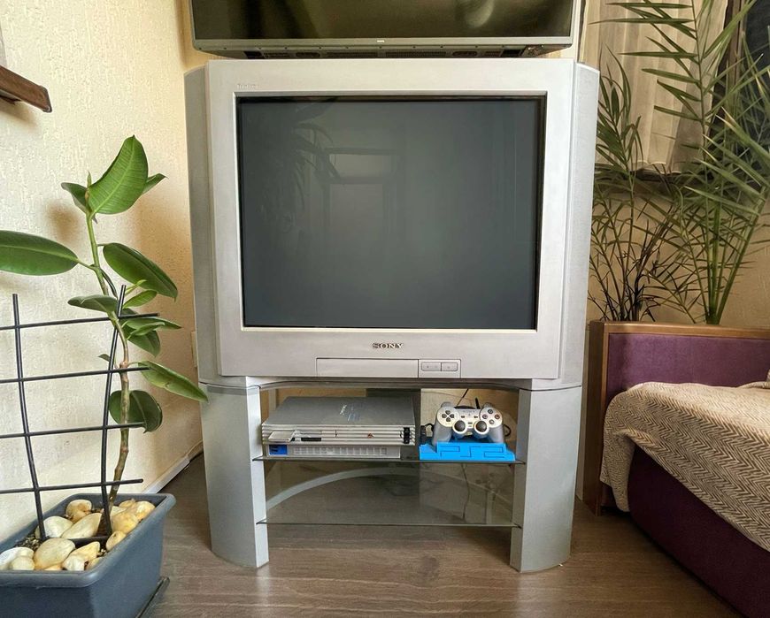 Set retro gaming Sony Trinitron CRT 29" + PlayStation 2 SCPH-50004 modat HDD