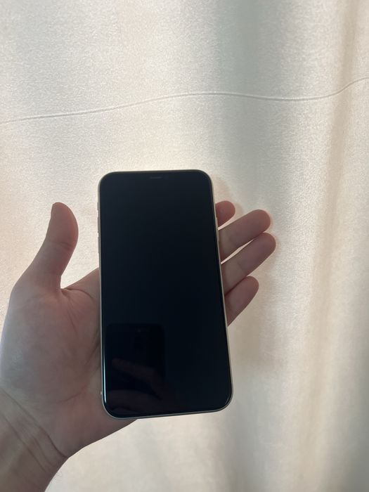 Продам IPhone 11 128gb не вскрывался