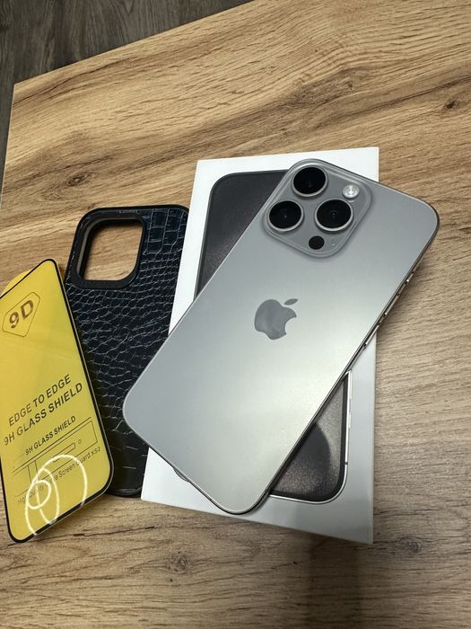 Iphone 15 Pro 256Gb natural