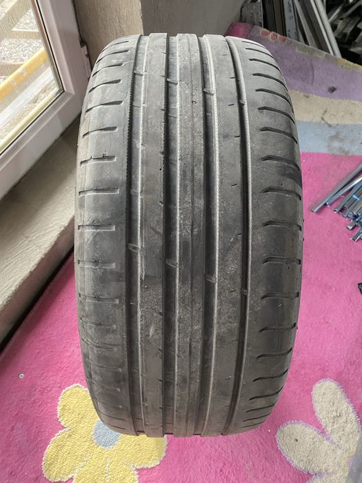 Шина лета 225/40/18