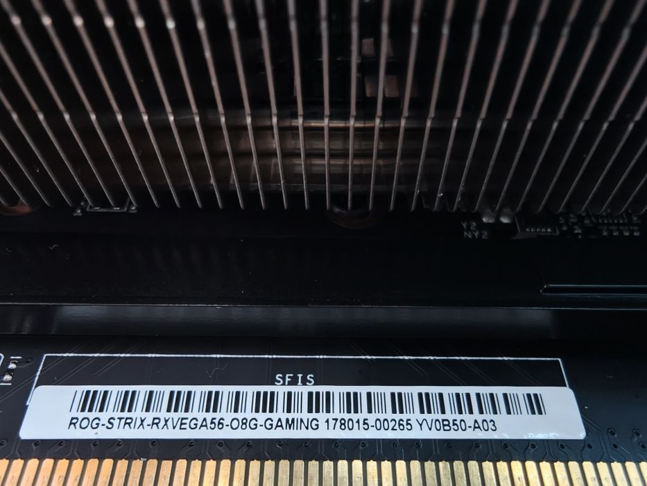 Видеокарта ASUS ROG Strix Radeon RX Vega 56 8GB OC