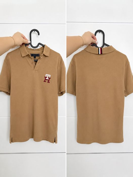 Tommy Hilfiger бежова поло тениска като нова