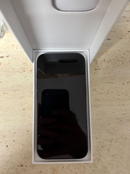 Iphone 16 Pro Titanium Black